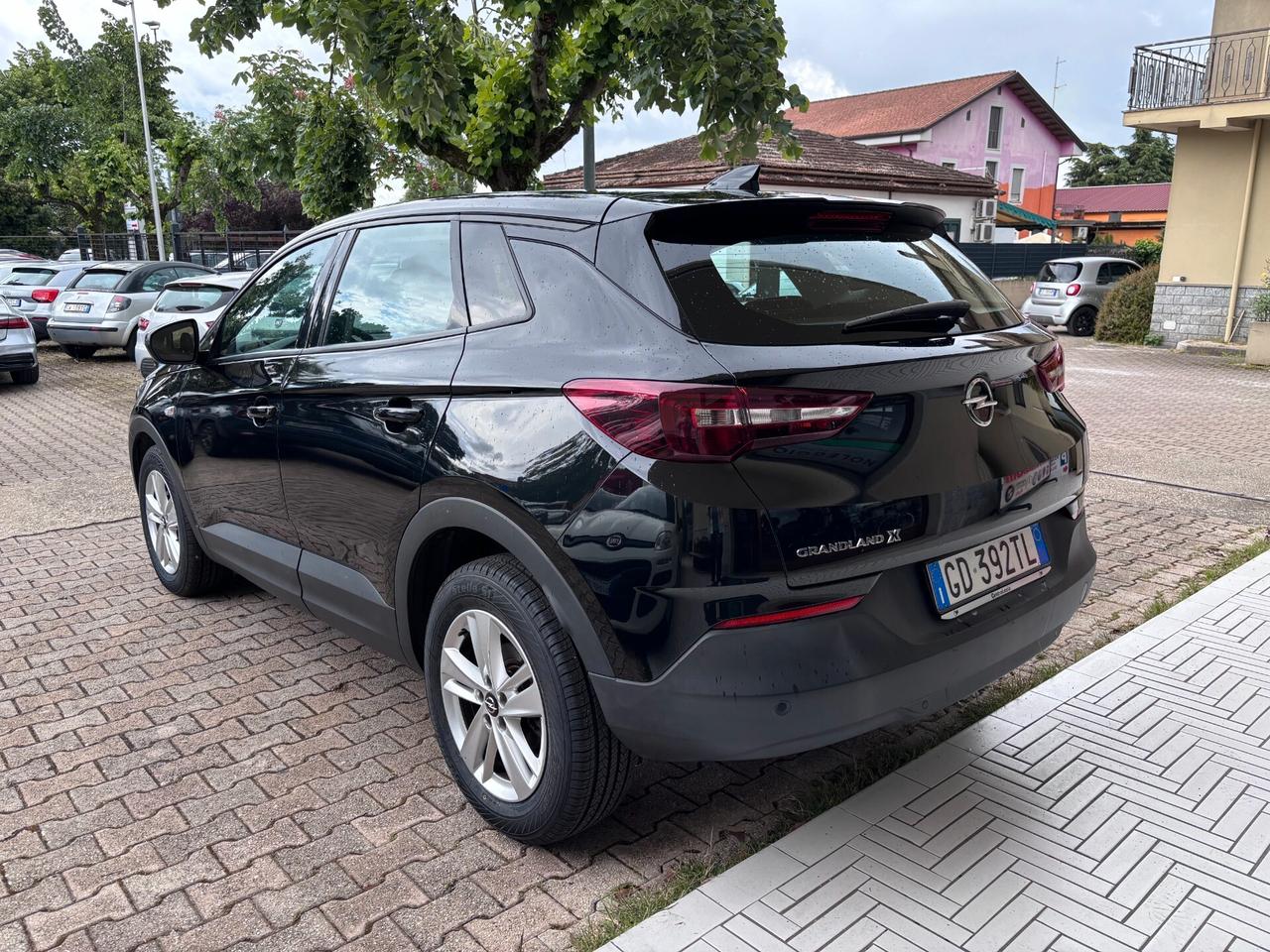 Opel Grandland X 1.5 diesel Ecotec Start&Stop aut. Business Ed.