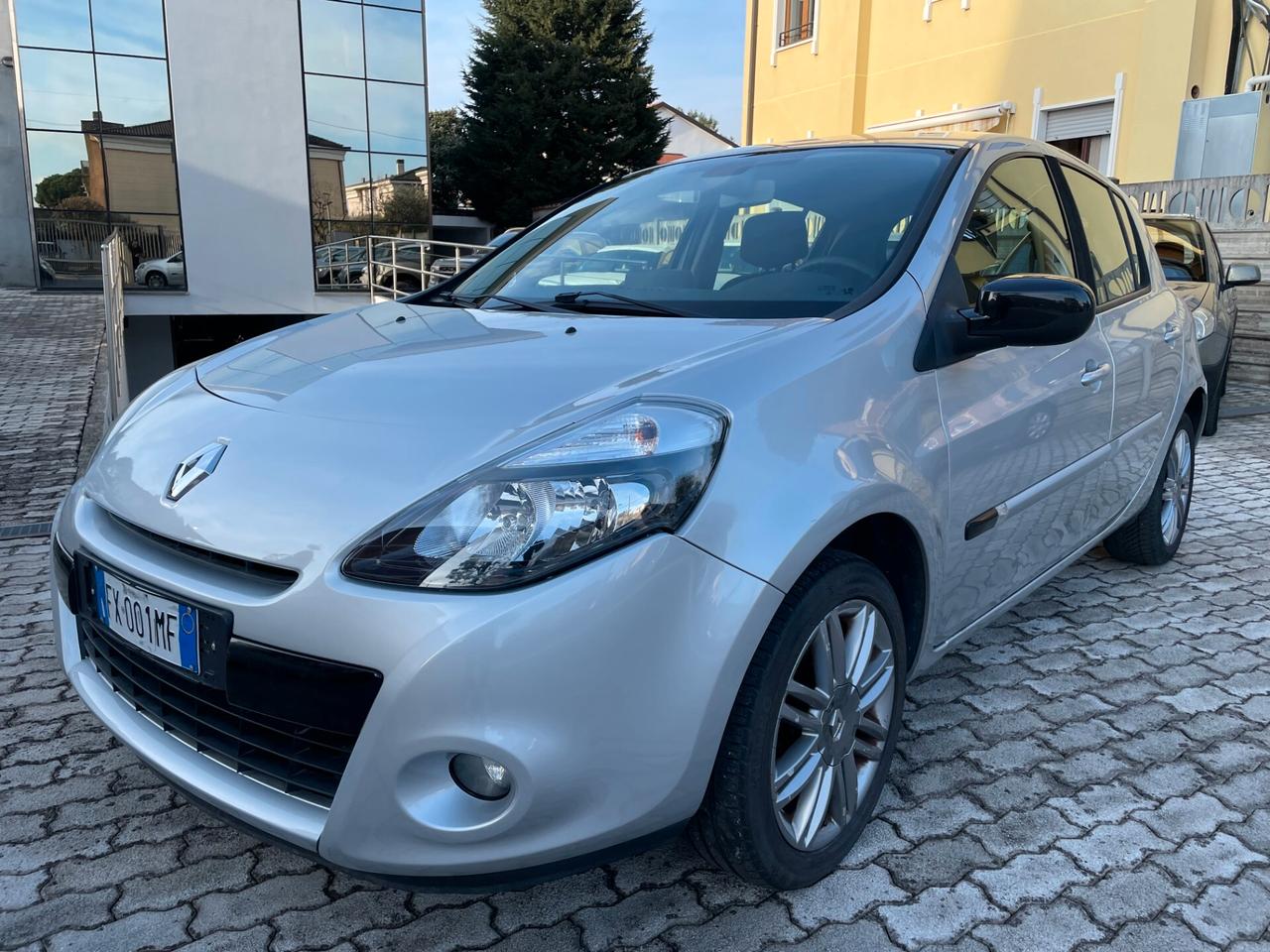 Renault Clio 1.2 16V 5 porte 20TH FULL OPTIONAL NAVI CLIMA AUTO