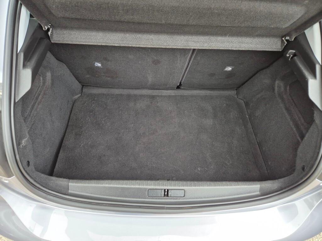 Opel Corsa 1.2 BENZINA CON RETROCAMERA