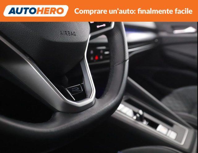 VOLKSWAGEN Golf Variant 1.5 eTSI EVO ACT DSG R-Line