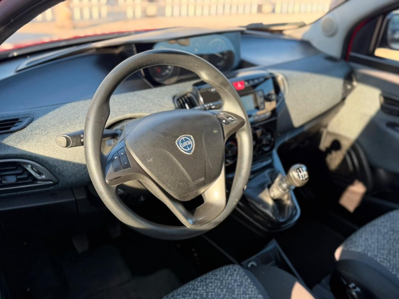 Lancia Ypsilon 1.0 Hybrid UnYca 2022