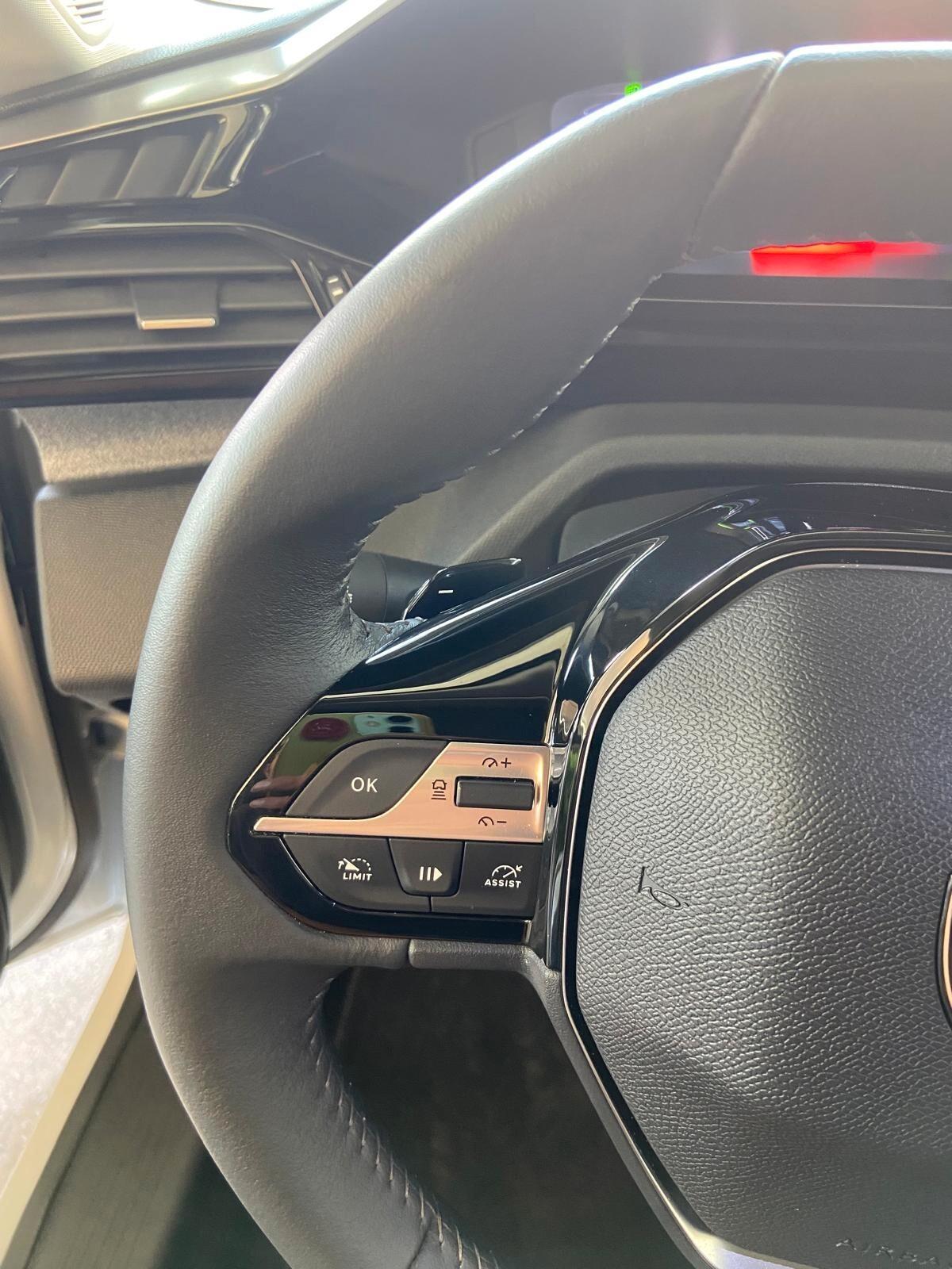 Peugeot 308 BlueHDi 130 S&S EAT8 SW Allure Pack