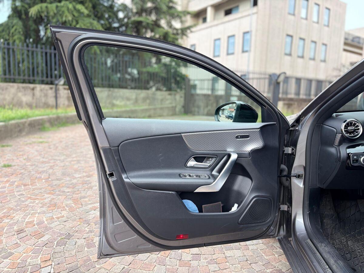 Mercedes Classe A 180 AMG Line Advanced Plus Digital Edition auto