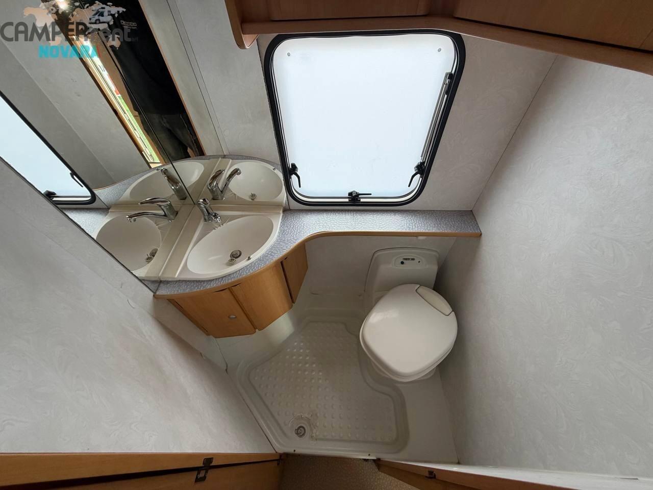 Challenger GENESIS 192 - LETTO MATRIMONIALE IN CODA E GARAGE