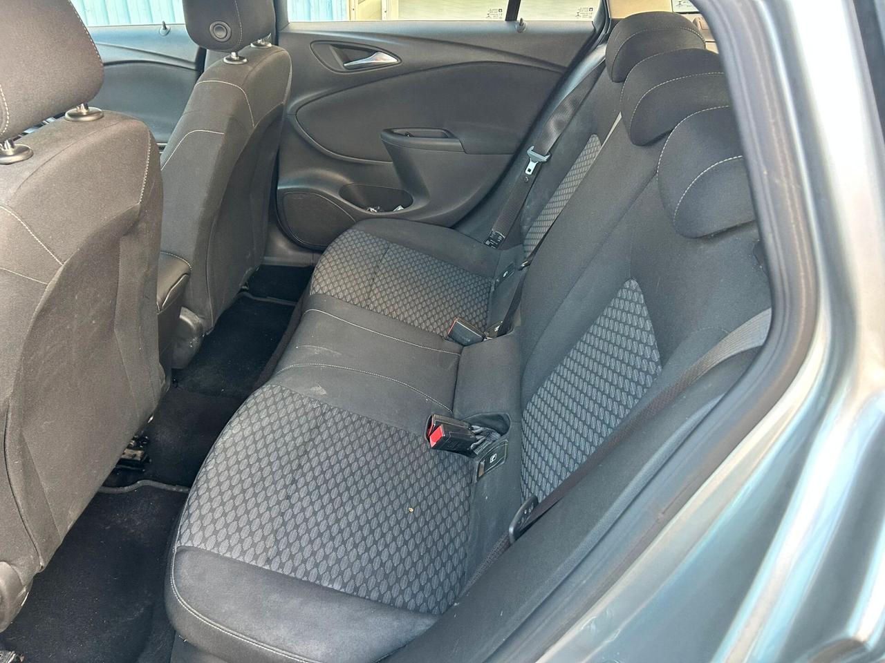 Opel Astra 1.6 CDTi SOLO PER RIVENDITORI 2016