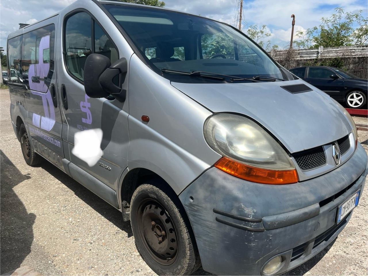 Renault Trafic 1.9 2004 9 posti cambio rotto