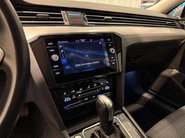 VOLKSWAGEN Passat Variant 2.0 TDI 4MOTION DSG Business ACC Camera Navi