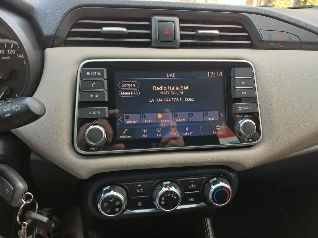 Nissan Micra IG-T 92 5 porte Tekna