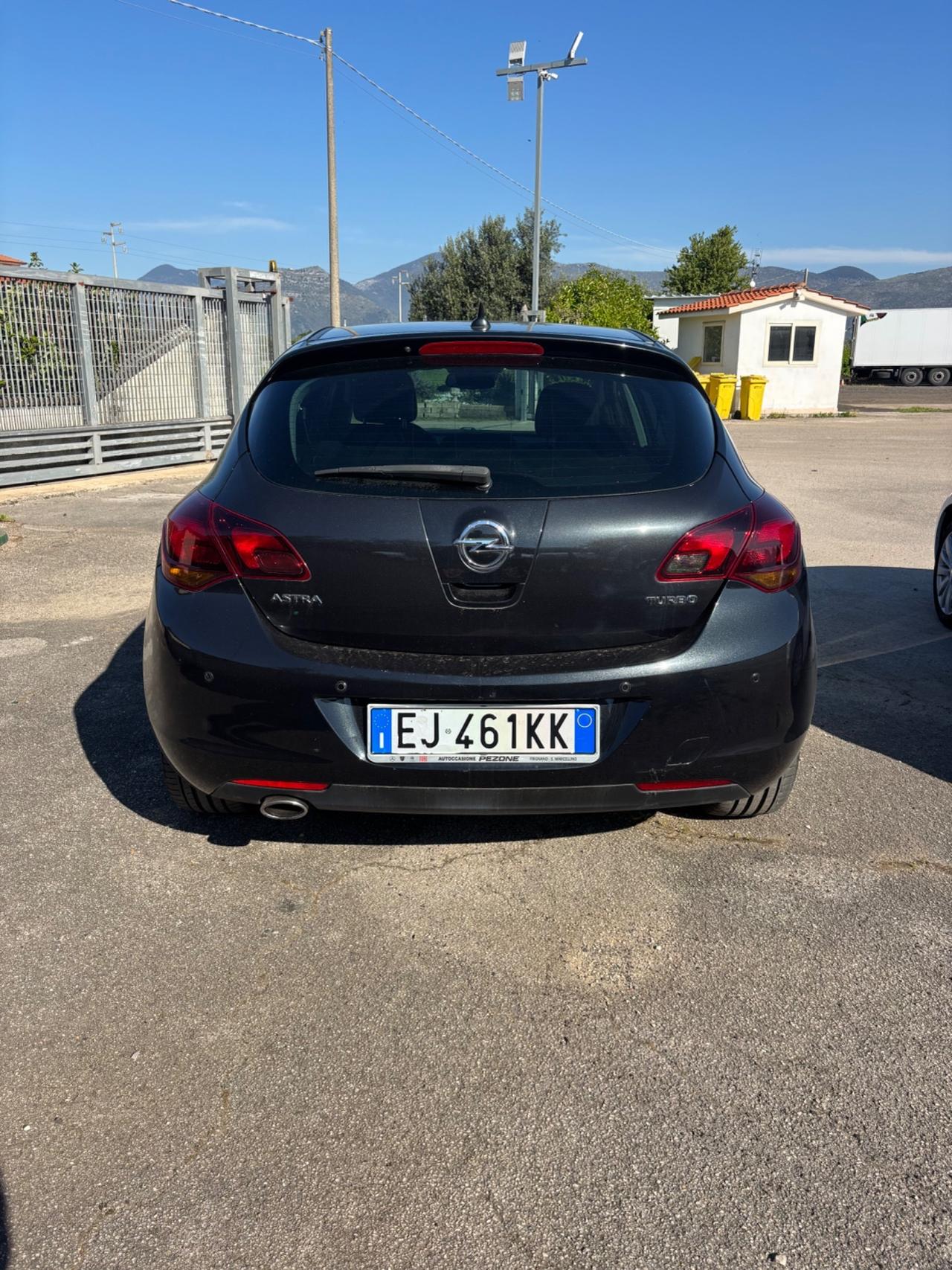 Opel Astra 1.4 Turbo 140CV 5 porte Cosmo