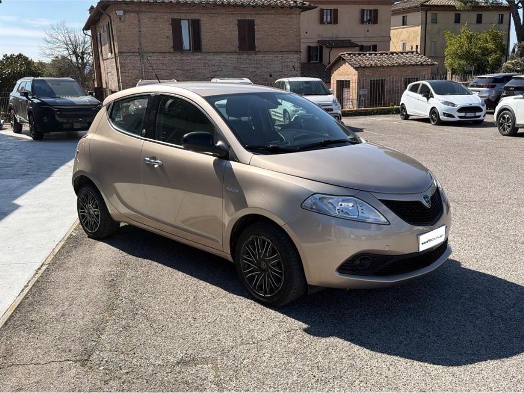 LANCIA Ypsilon III 2015 - Ypsilon 1.2 Gold ecochic Gpl 69cv my19