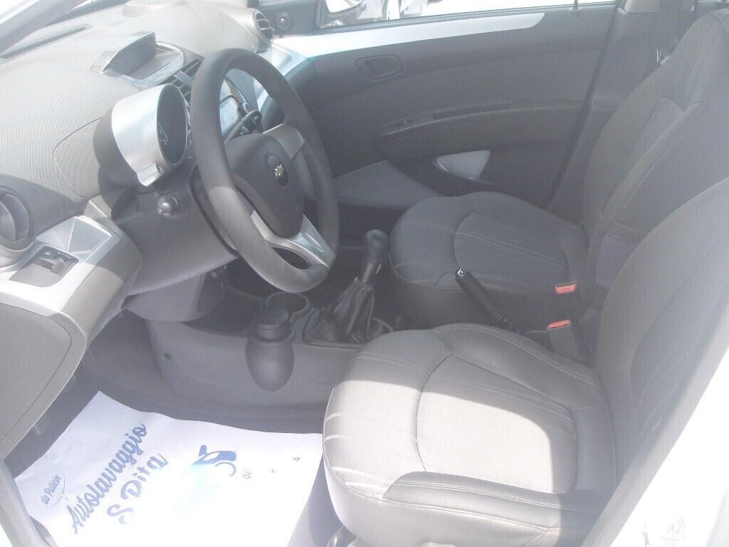 Chevrolet Spark 1.0 LT - 2013