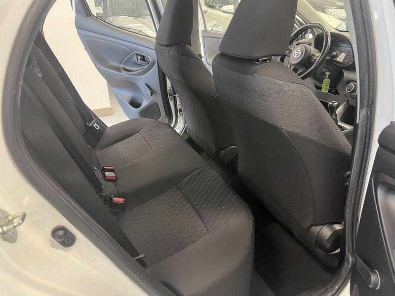 Toyota Yaris Yaris 1.0 5 porte Active