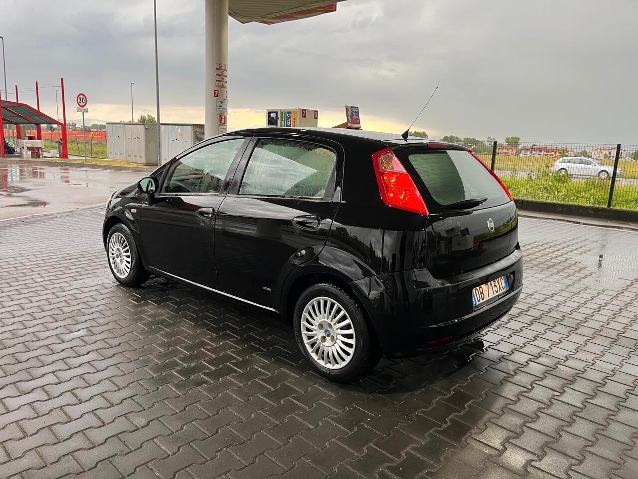 Fiat Grande Punto 1.2 5 porte Dynamic neopatentai