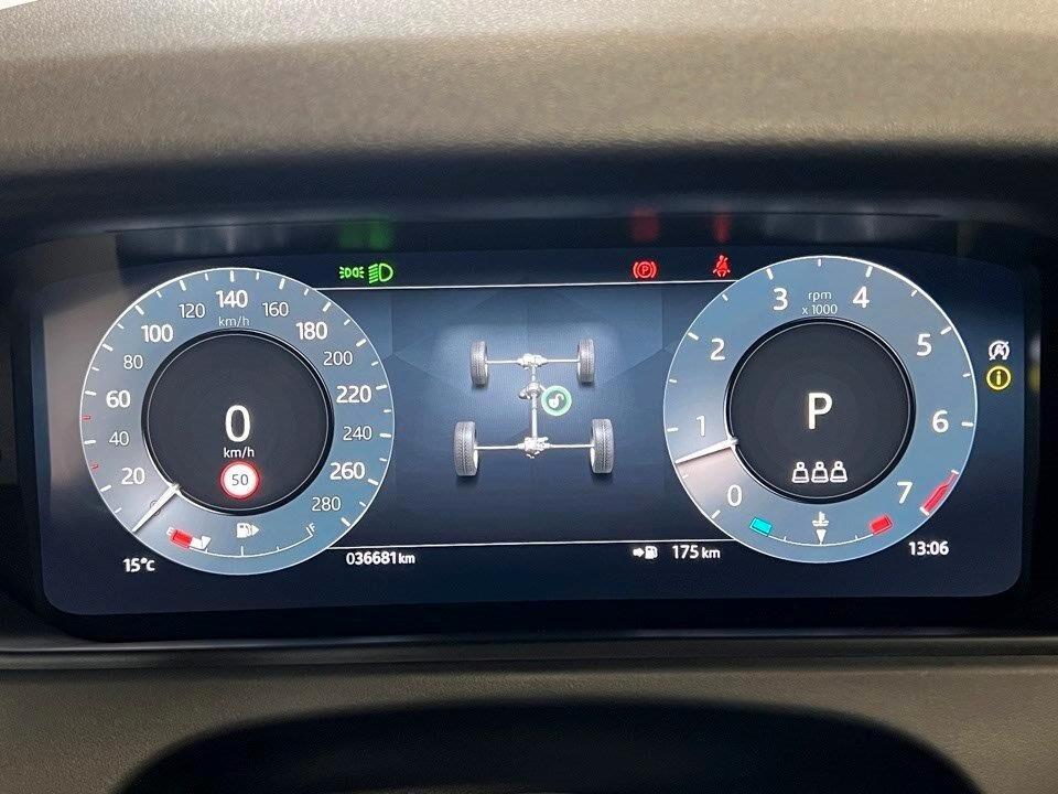 Land Rover Range Velar 2.0 Si4 Benzina 250 CV R-Dynamic SE