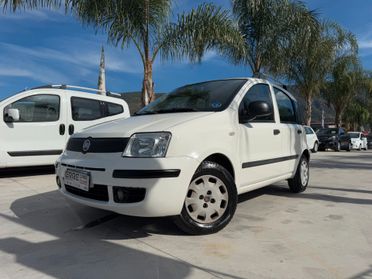 FIAT PANDA ANNO 2012 1.2 BENZINA/GPL CASA MADRE