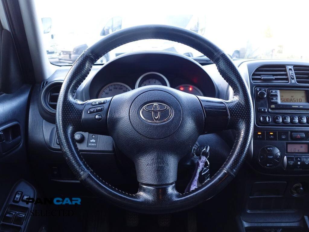 Toyota RAV 4 RAV4.com 2.0 Tdi D-4D cat 5 porte
