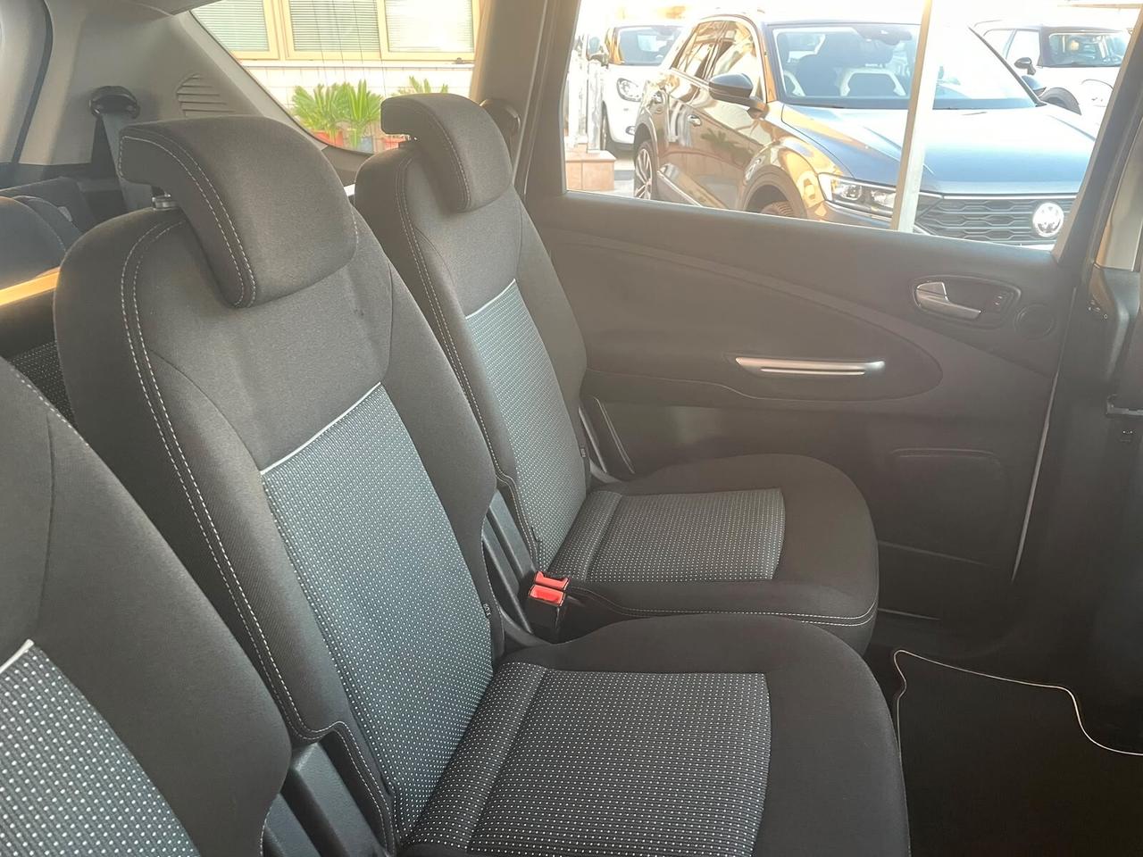 Ford S-Max 2.0 TDCi 163CV Powershift 7 posti Business Nav