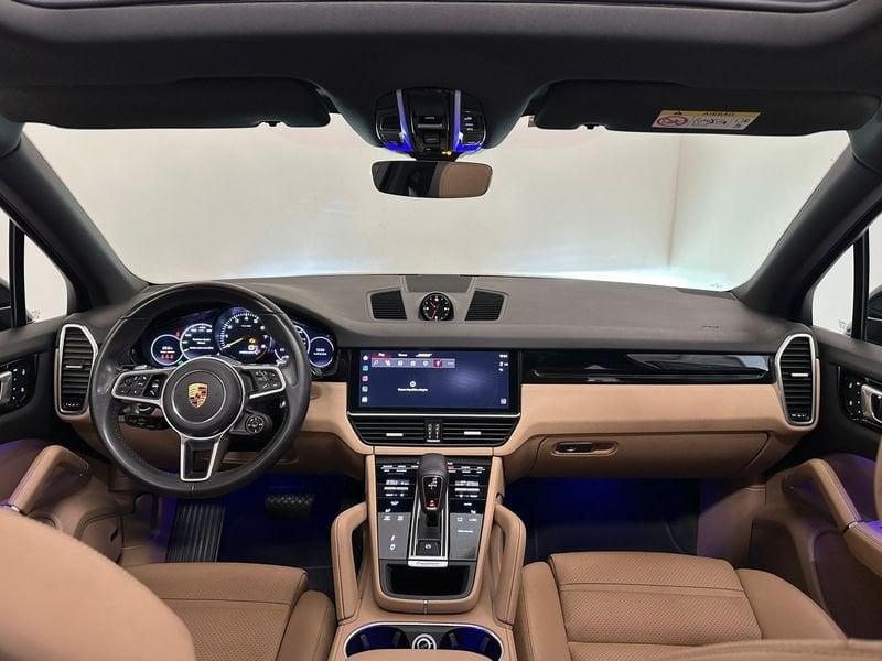 Porsche Cayenne Cayenne 3.0 V6 E-Hybrid Platinum Edition