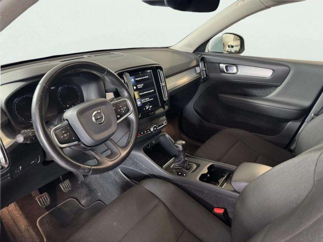 VOLVO XC40 D3 MOMENTUM MANUALE