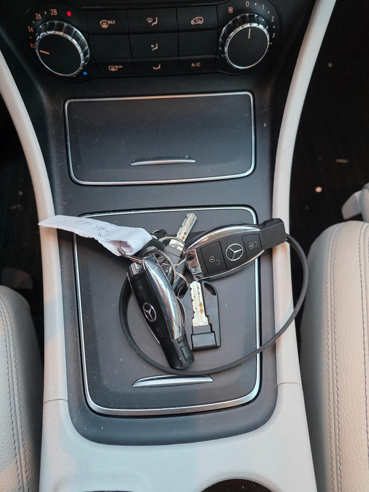 Mercedes-benz CLA 200 d Automatic Premium