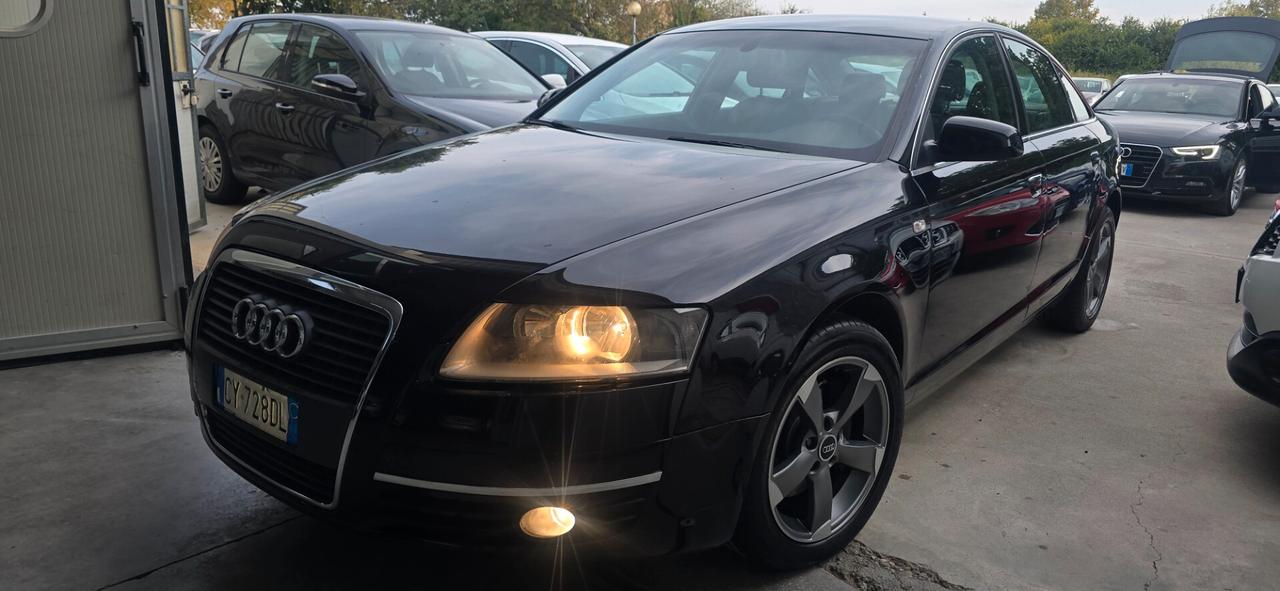 Audi A6 2.7 V6 TDI cambiò manuale berlina nera