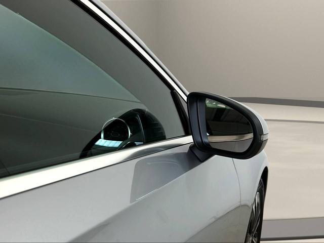 MERCEDES-BENZ A 180 d Automatic Progressive Advanced