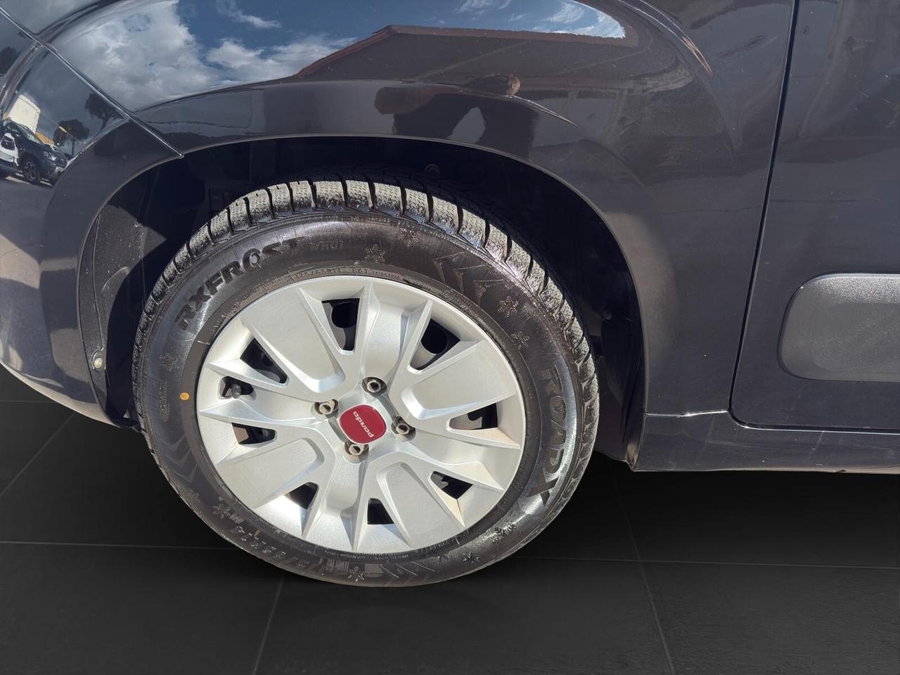 Fiat Panda 1.2 Lounge 69cv UConnect NEOPATENTATI