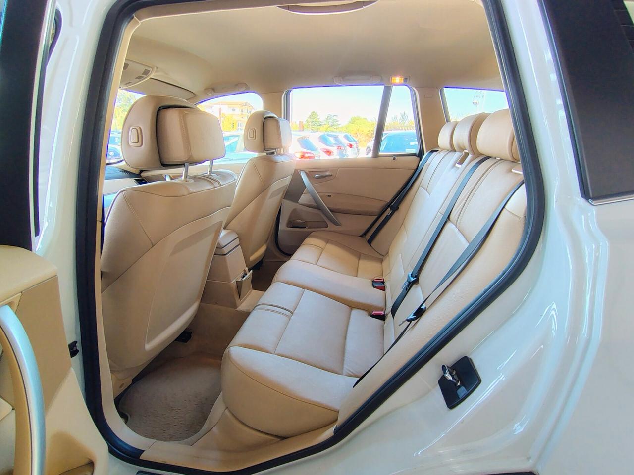 Bmw X3 2.5si cat Futura