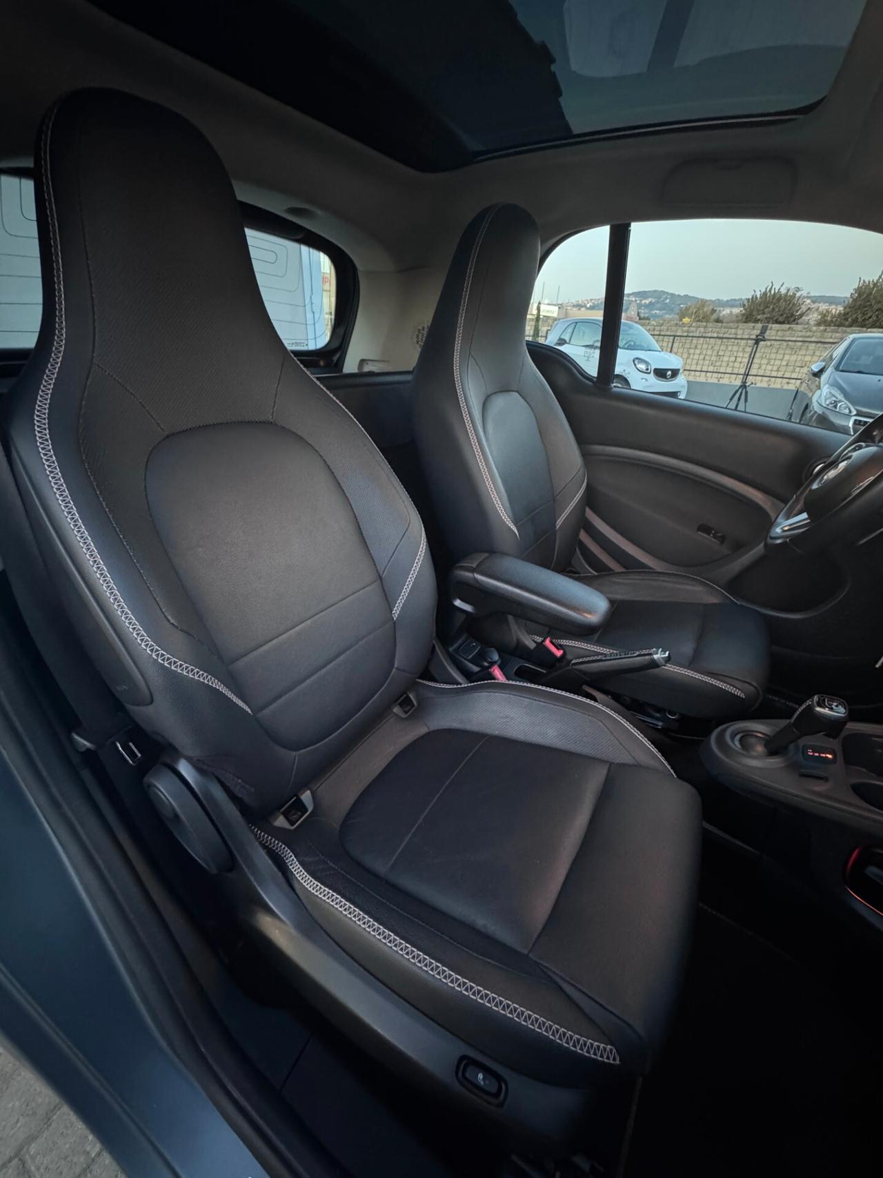 Smart ForTwo BRABUS 0.9 Turbo twinamic Xclusive PERFETTE CONDIZIONI*PANO*JBL*CAMERA*