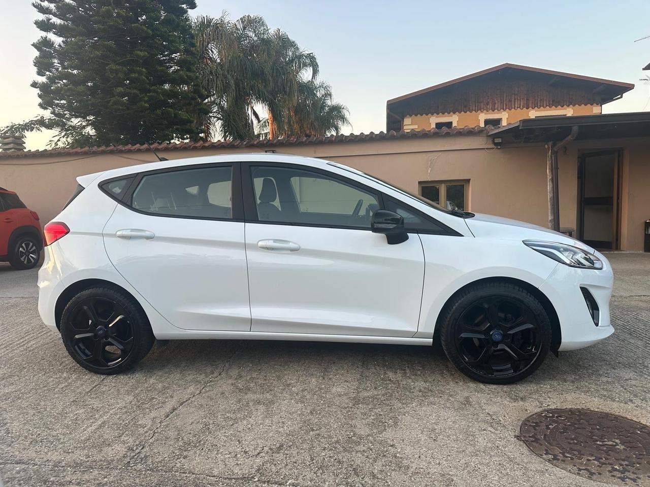 Ford Fiesta 1.5 EcoBlue 5 porte Connect