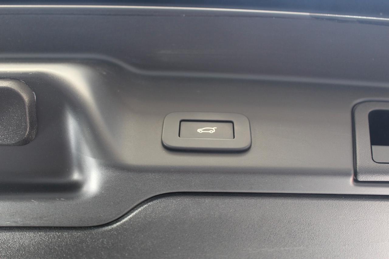 Land Rover Range Evoque 2.0D hybrid I4 163 CV AWD Auto R-Dynamic HSE