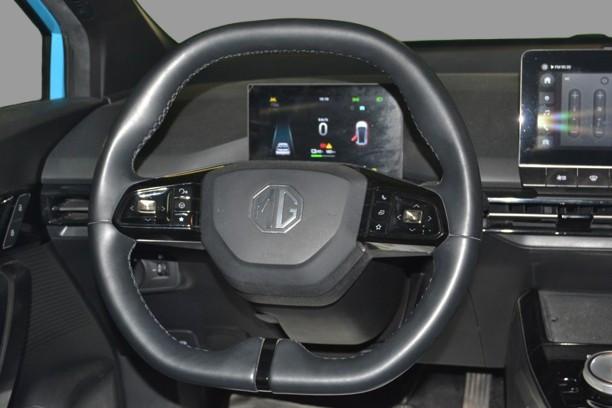 MG MG4 COMFORT 64Kwh