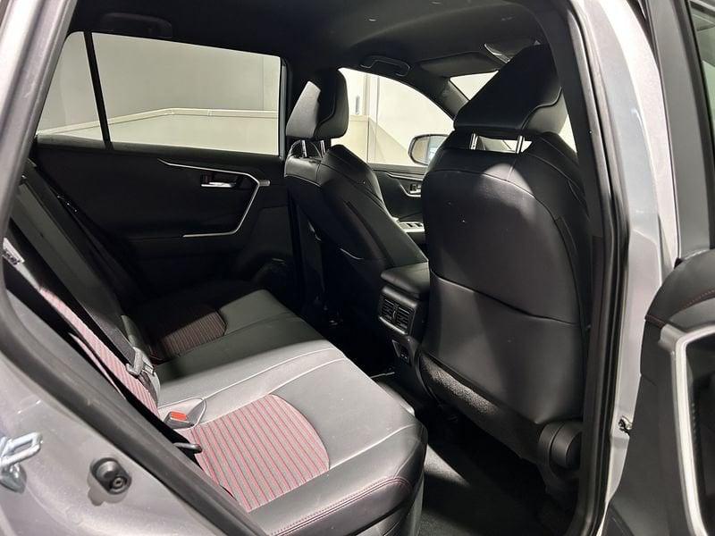 Toyota RAV4 Plug-in 2.5 PHEV E-CVT More Dynamic AWD-i