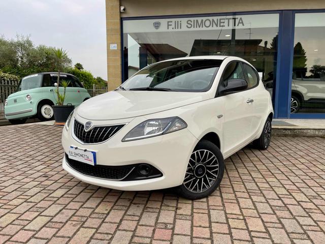 LANCIA Ypsilon 1.0 FireFly 70CV S&S Hybrid Platino - KM0