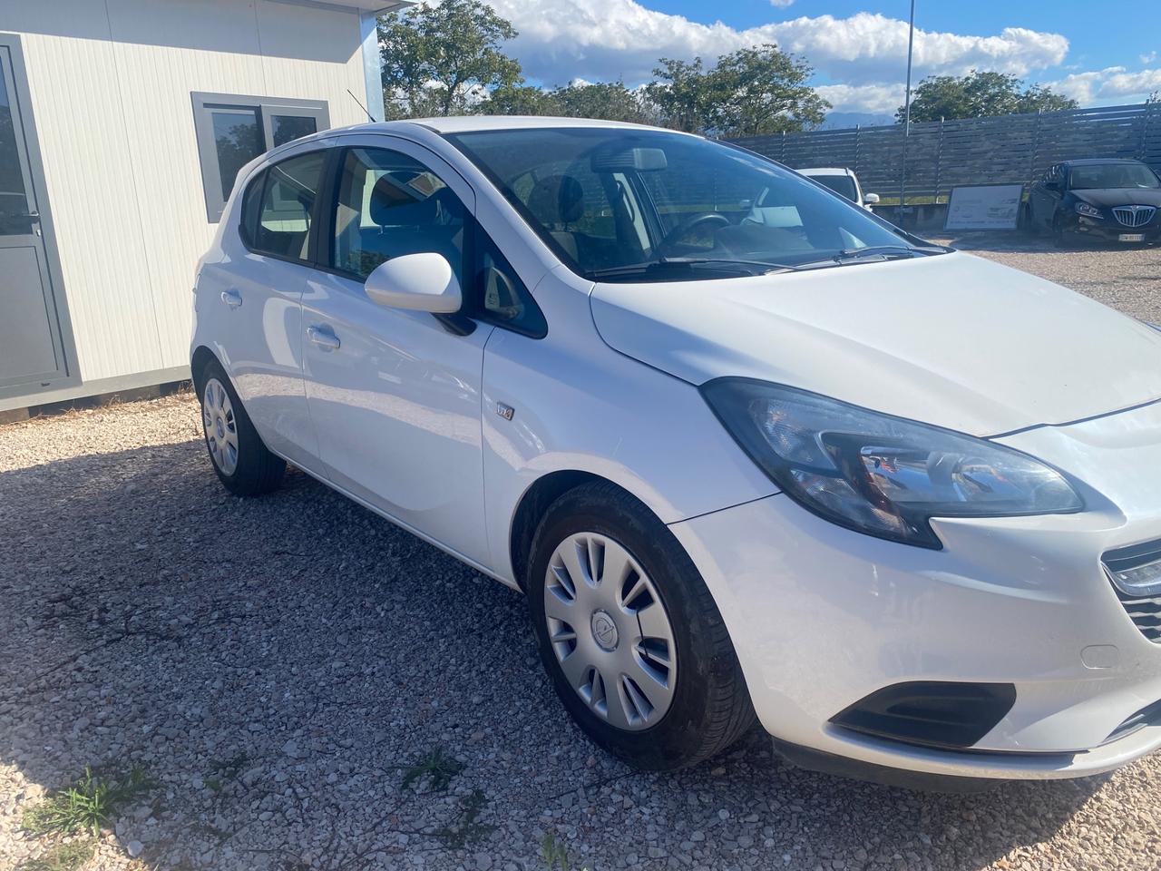 Opel Corsa 1.4 90CV 66 kW GPL Tech 5 porte b-Color