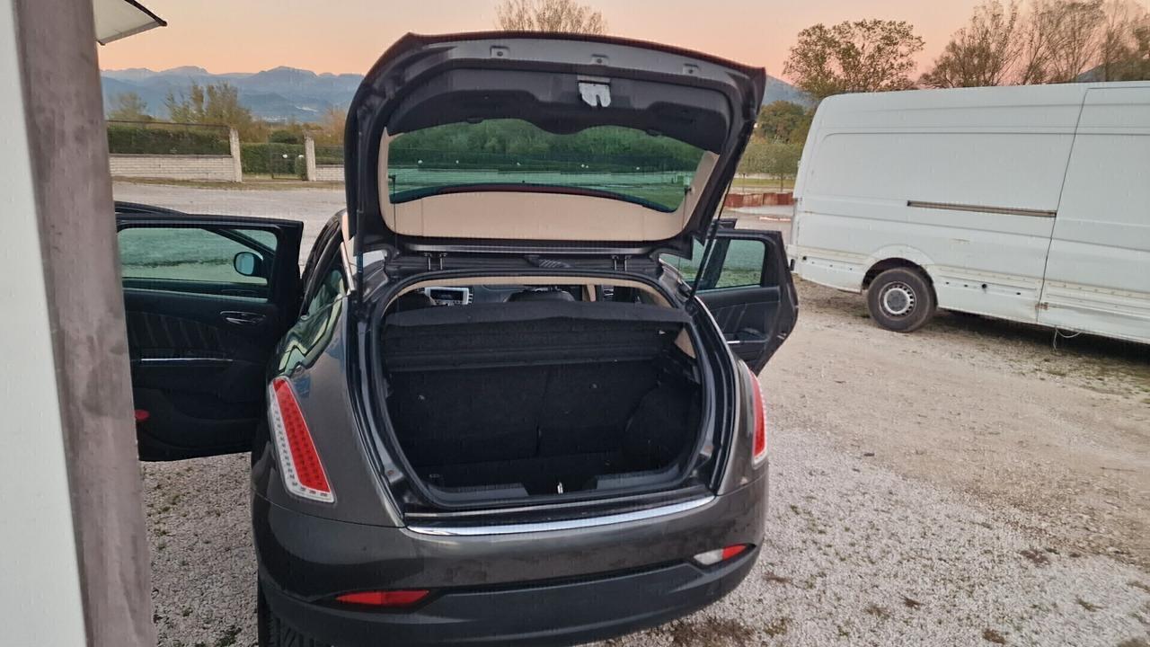 Lancia Delta 1.6 MJT