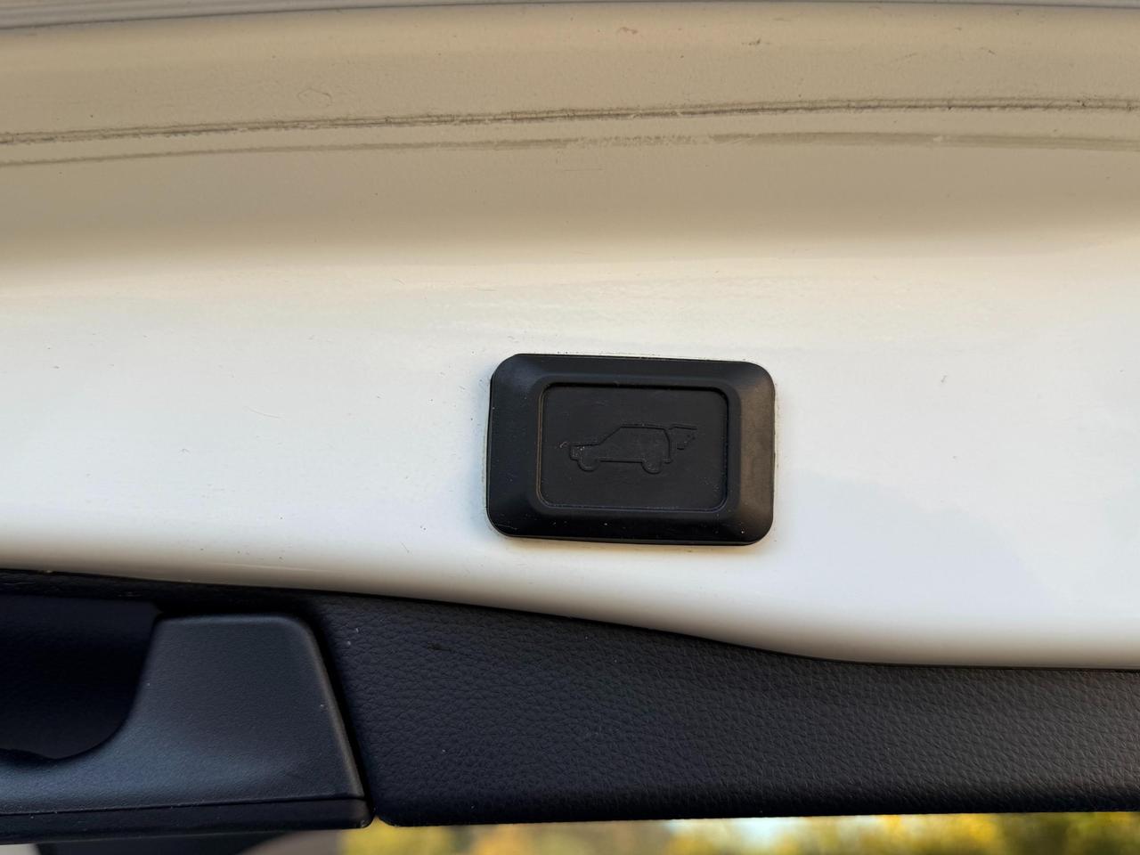 Toyota RAV4 Rav4 2.5 vvt-ie h Business 2wd 218cv e-cvt