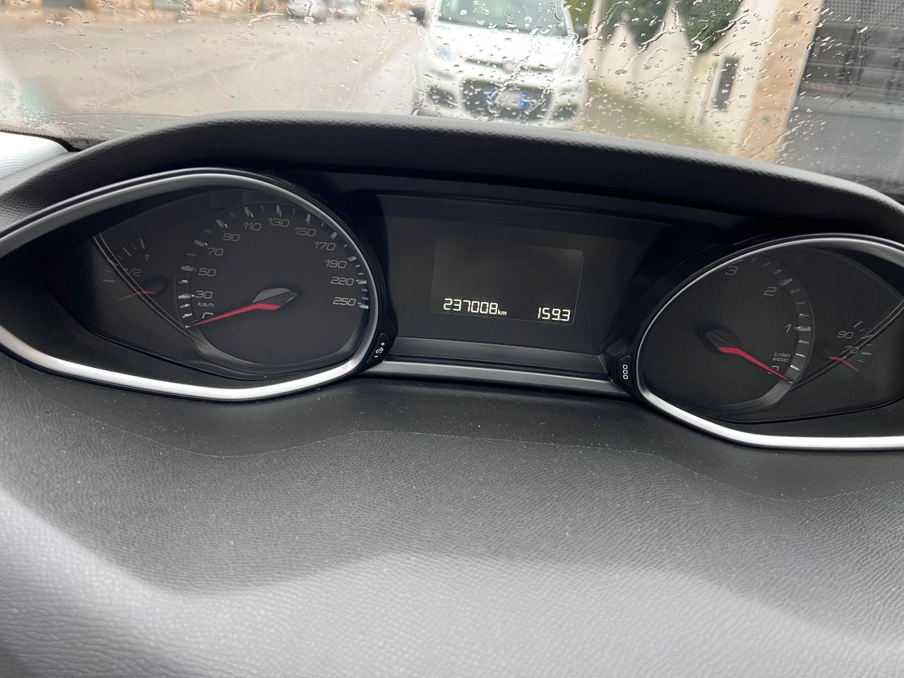 Peugeot 308 1.6 e-HDi 115cv stopestart SW