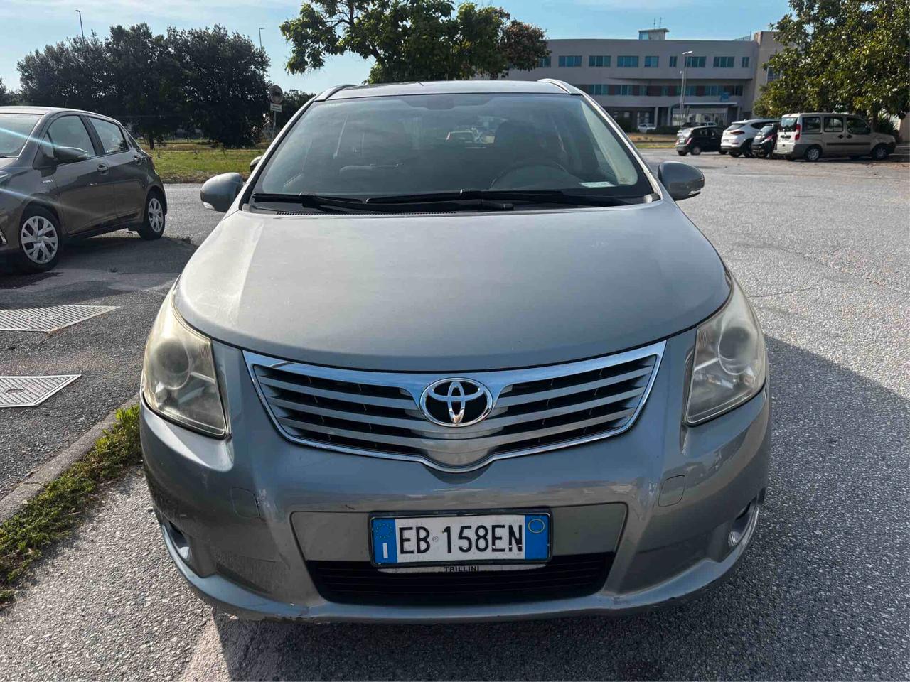 Toyota Avensis 2.2 D-4D Wagon Sol