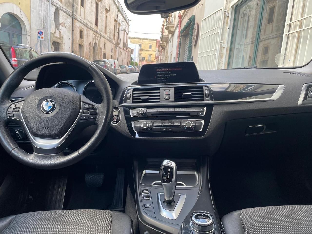 Bmw 116 116d 5p. Urban