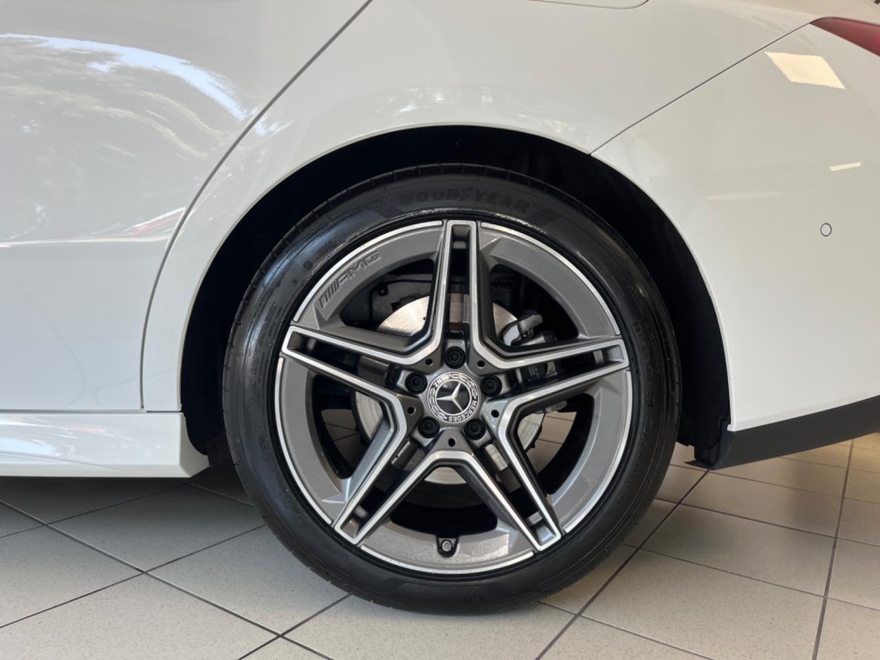 Mercedes CLA 200 d Shooting Brake Premium