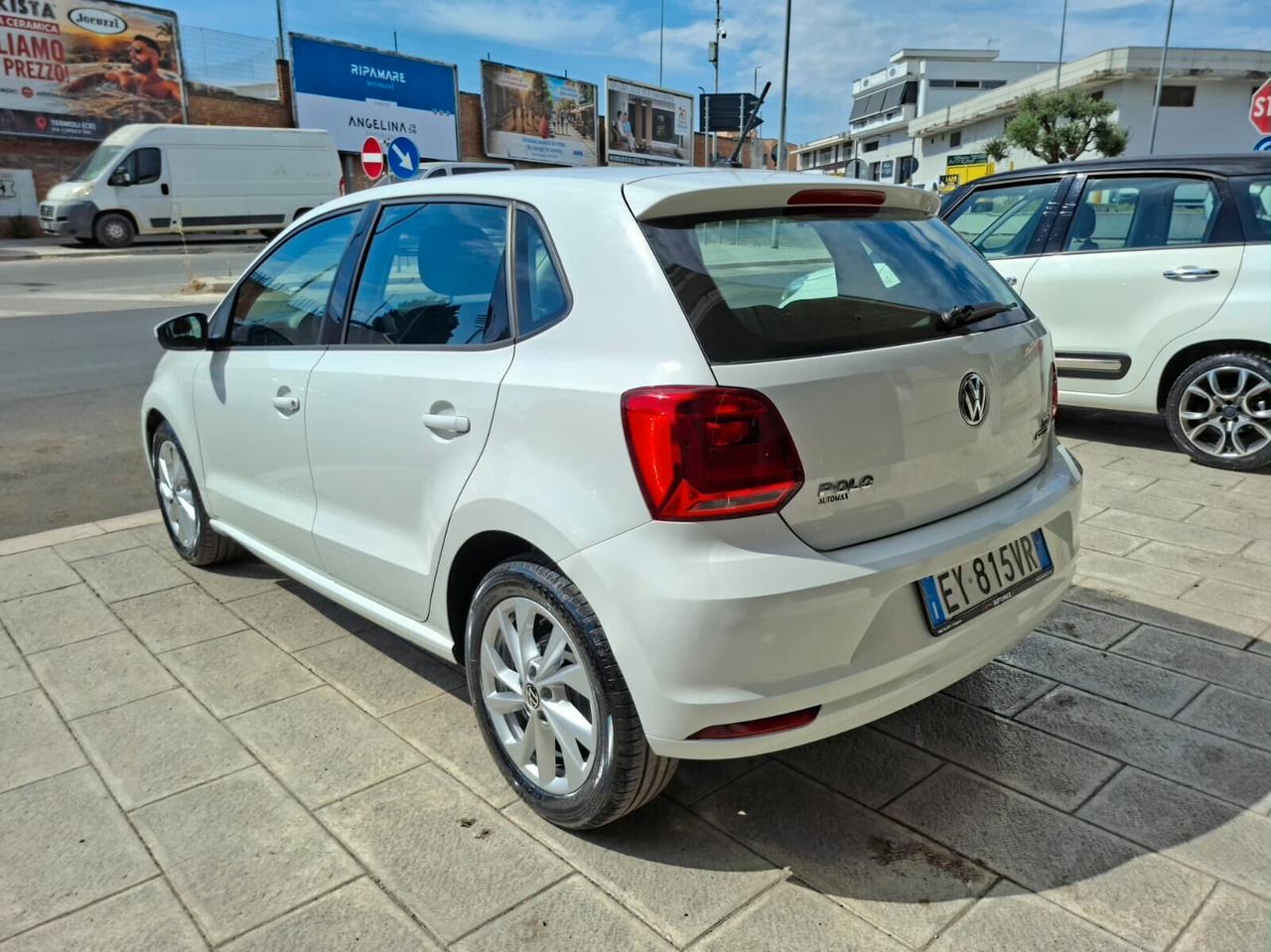 Volkswagen Polo 1.4 TDI 75cv Comfortline 2015