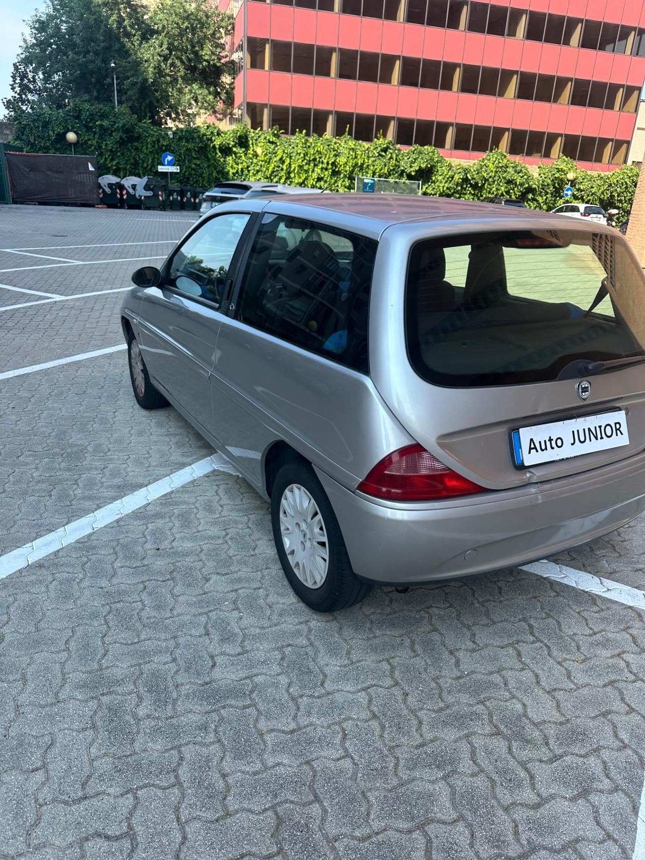 Lancia Y 1.2i cat Elefantino Blu