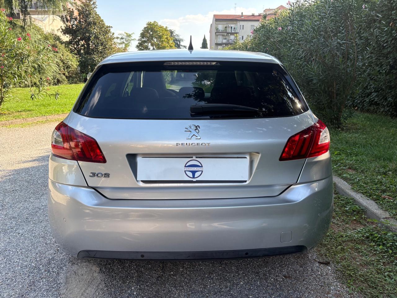 Peugeot 308 5p 1.6 bluehdi 120cv Allure con Tetto Panoramico