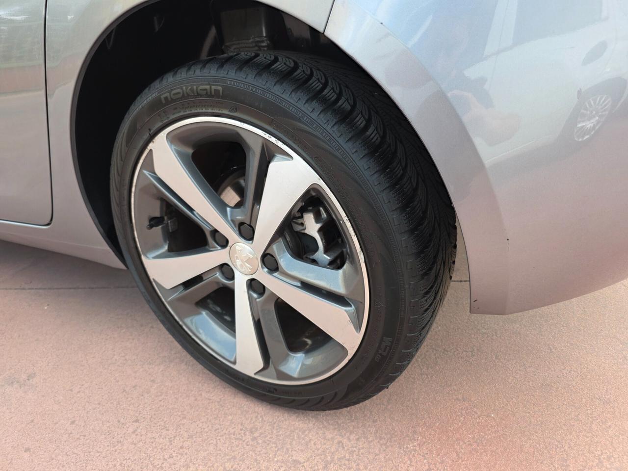 Peugeot 308 BlueHDi 120 S&S Active
