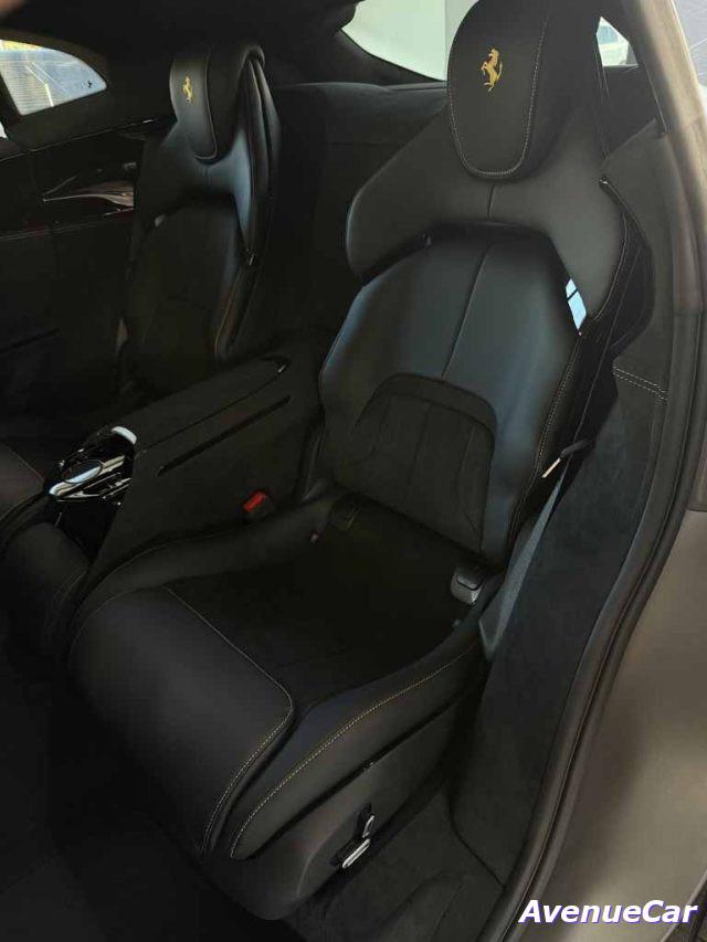 FERRARI Purosangue IVA ESPOSTA FULL FULL OPTIONAL VISIBILE IN SEDE