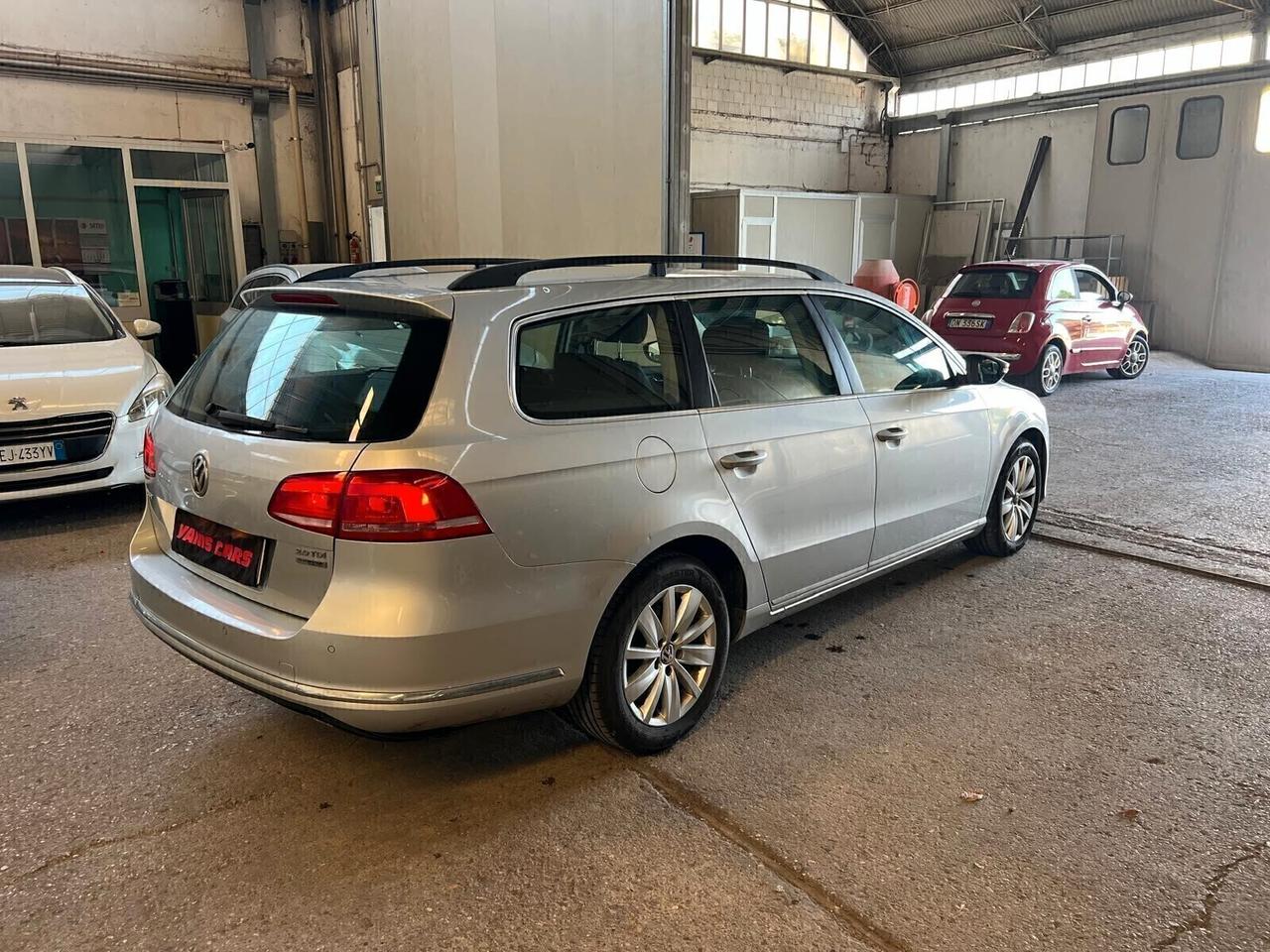 Volkswagen Passat 2.0 TDI Comfortline BlueM. Tech.-2011