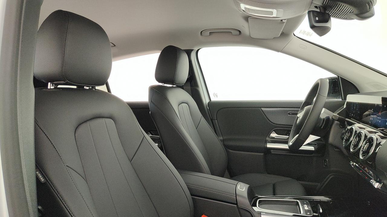 Mercedes-Benz GLA 200 d automatic