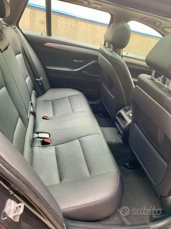 BMW 530 d xDrive Touring Luxury TETTO PANORAMIC