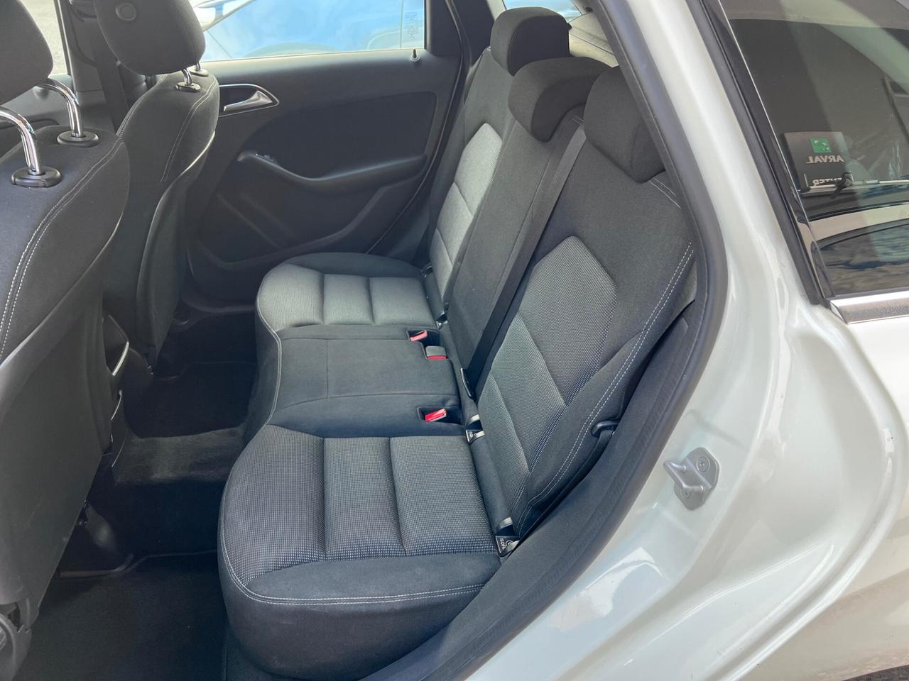 Mercedes-benz B 180 CDI BlueEFFICIENCY Executive